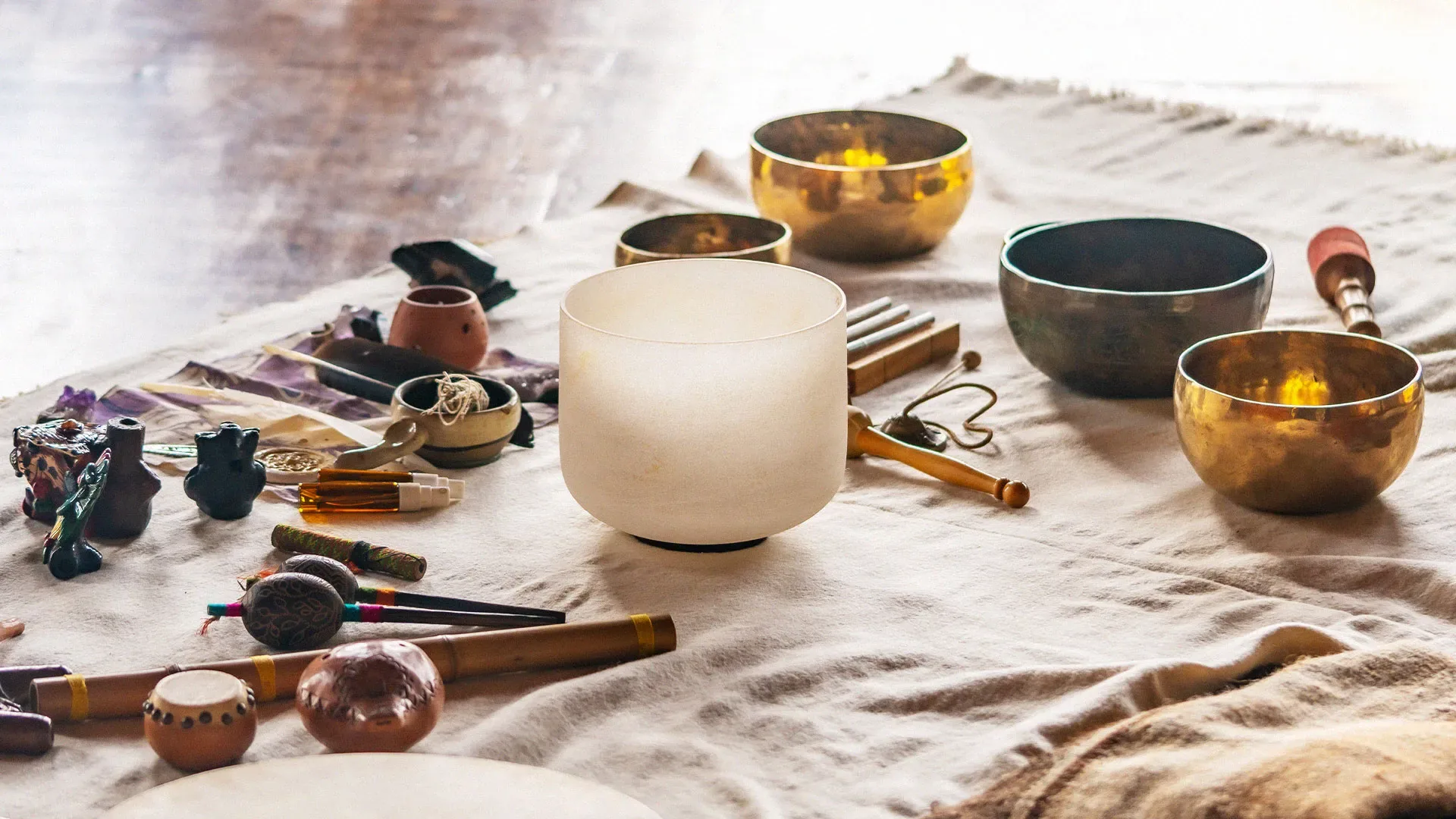 Tibetan Singing Bowls & Acoustic Waves